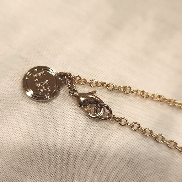 Diffuser Necklace - Picture 4 of 6